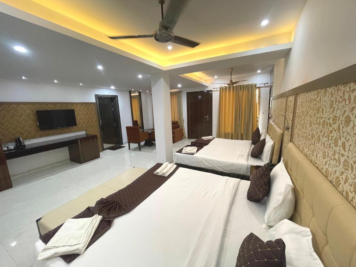 Hotel Goa Continental Arpora Exterior photo