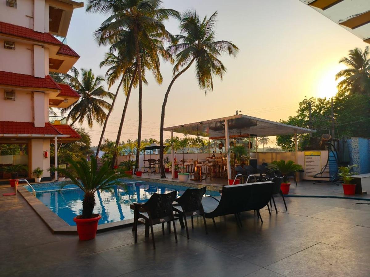 Hotel Goa Continental Arpora Exterior photo